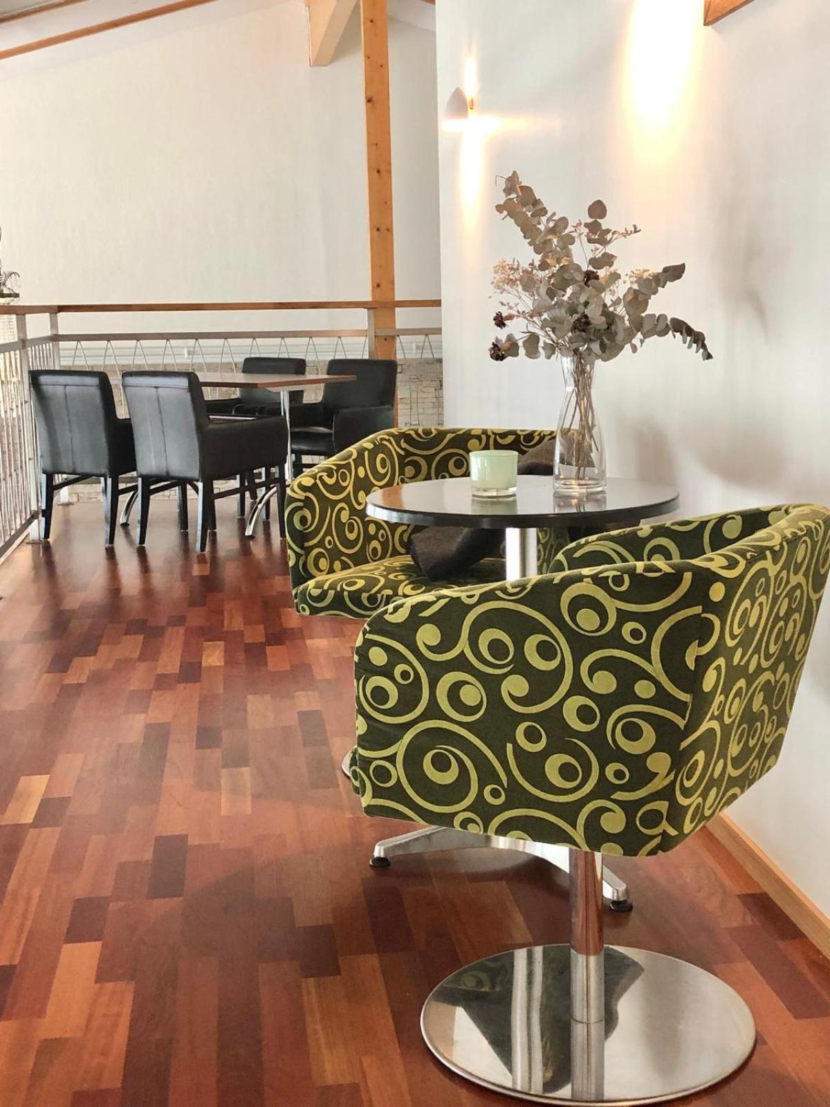 Arena Hotell Vanersborg Exterior photo